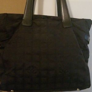 AUTHENTIC CHANEL BAG ..USED BUT STILL IN GREAT CON